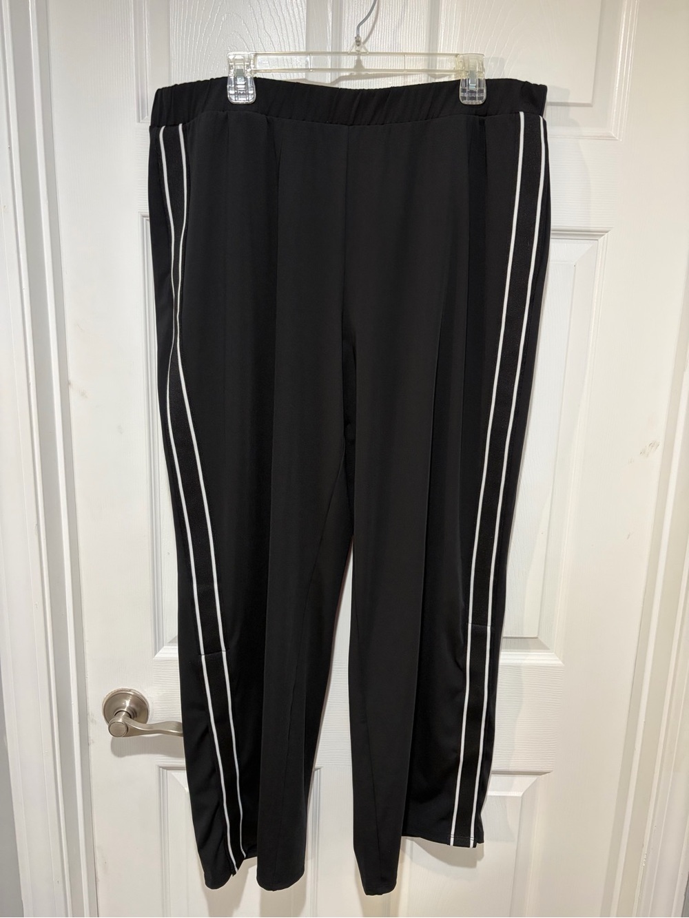 SUSAN GRAVER SPORT Women’s Black Pull-On Track Pants with Side Stripes & Pockets